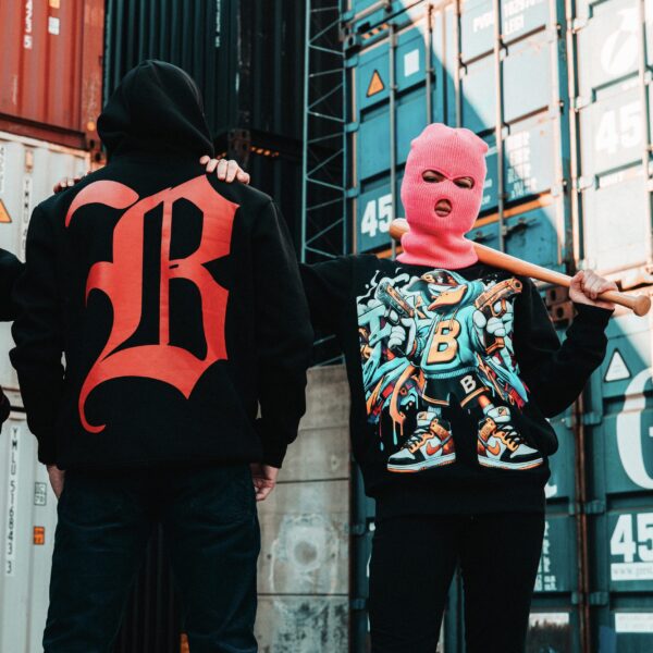 LIMITED EDITION HOODIE – KUN 79 STK!